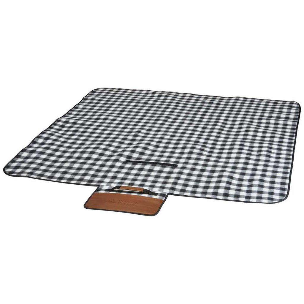 Field & Co. White/Black Buffalo Plaid Picnic Blanket