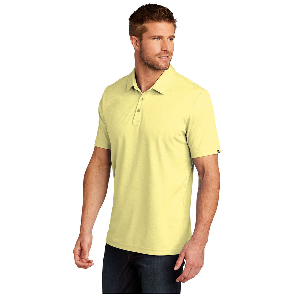 TravisMathew Men's Pale Banana Heather Oceanside Heather Polo